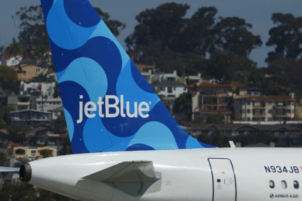 JetBlue to trim flights and cut costs as 2025 break-even becomes unlikely amid weaker travel demand 108138095 1745941777001 gettyimages 2202902436 20250304 san airport 126